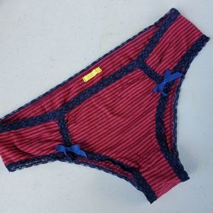 EUC Puket Panties Size Large